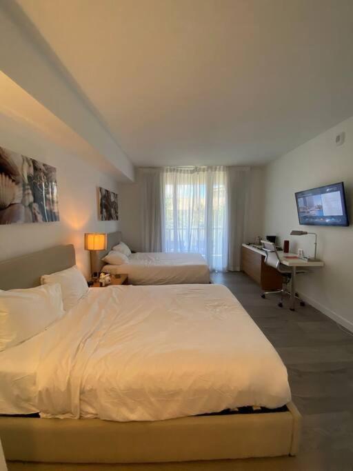 Amazing Studio Beach Walking Distance! 26B Халландейл-Бич Экстерьер фото